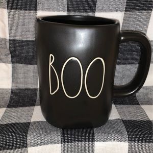 Rae Dunn Halloween BOO mug